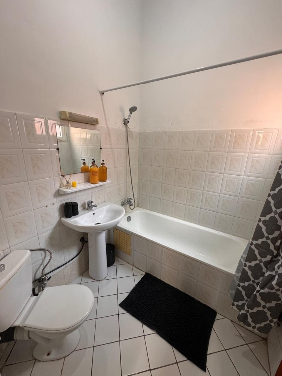 Bathroom, Bath
