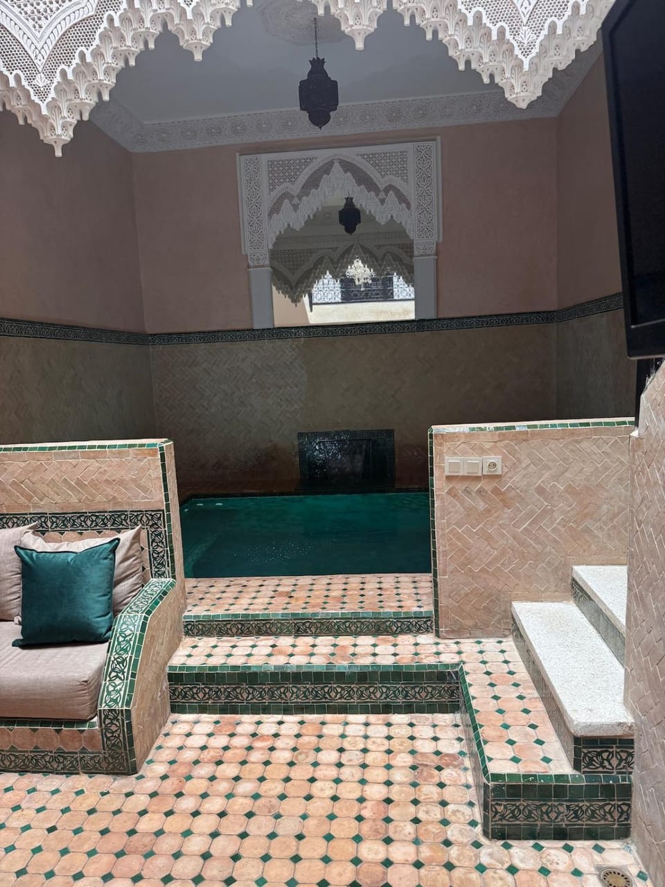 Seating area, Swimming pool