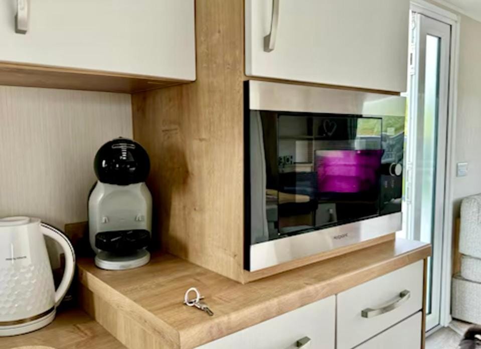 Coffee/tea facilities, Kitchen or kitchenette, pet friendly, stove, toaster