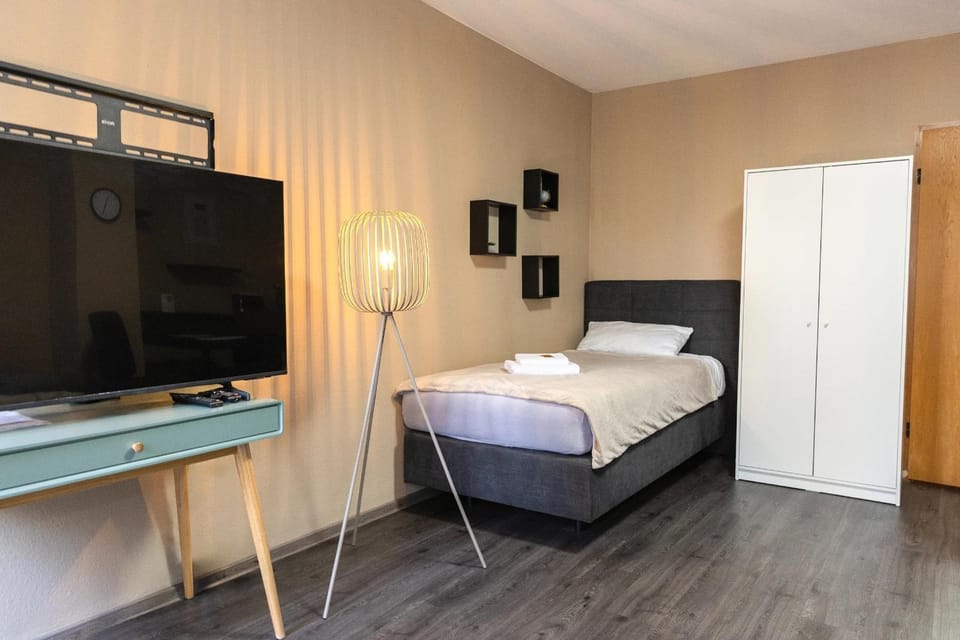 2-Modernes 1-Raum Apartment in Wiesbaden,ruhig und mit Terrasse Apartment in Wiesbaden