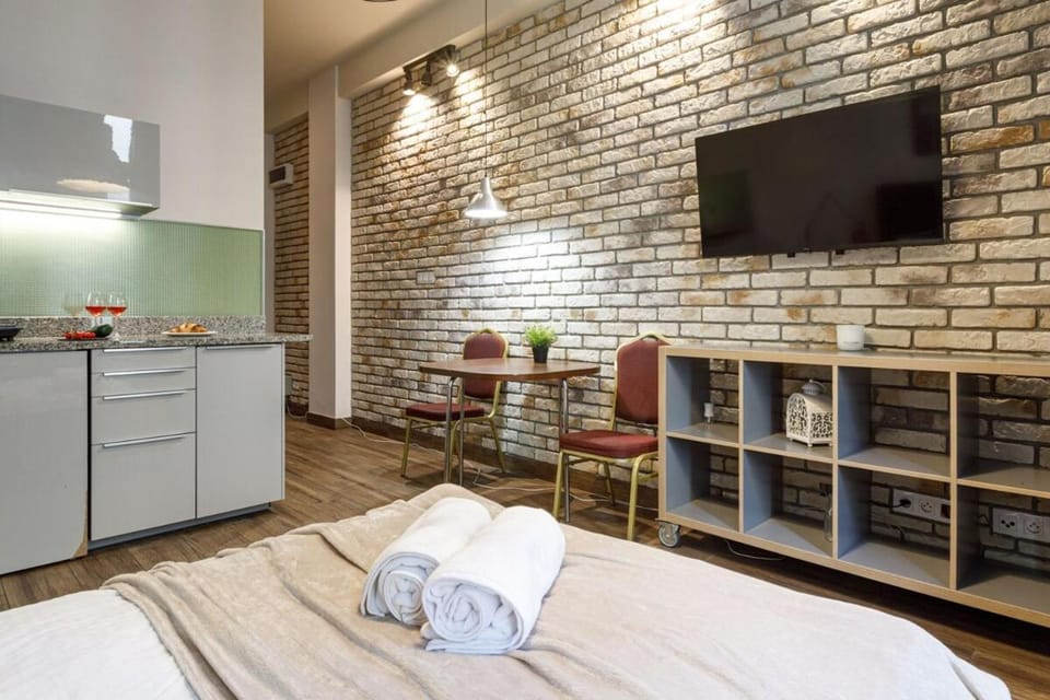 Communal lounge/ TV room, Bed, TV and multimedia, Kitchen or kitchenette, Photo of the whole room, Evening entertainment, Bedroom, minibar, towels