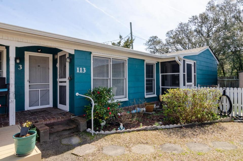 The Sandpiper Hidden Treasure Inn Room by Bryant Real Estate House in Kure Beach