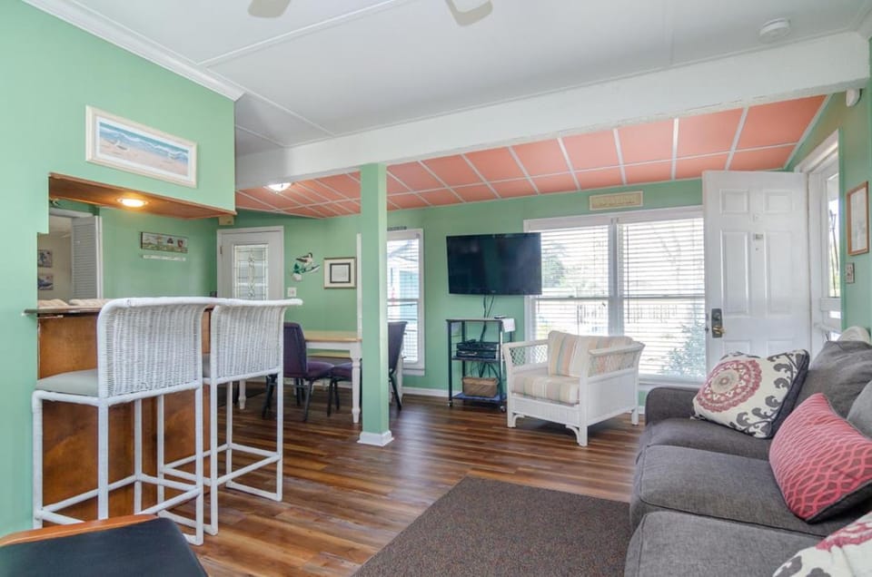 The Sandpiper Hidden Treasure Inn Room by Bryant Real Estate House in Kure Beach