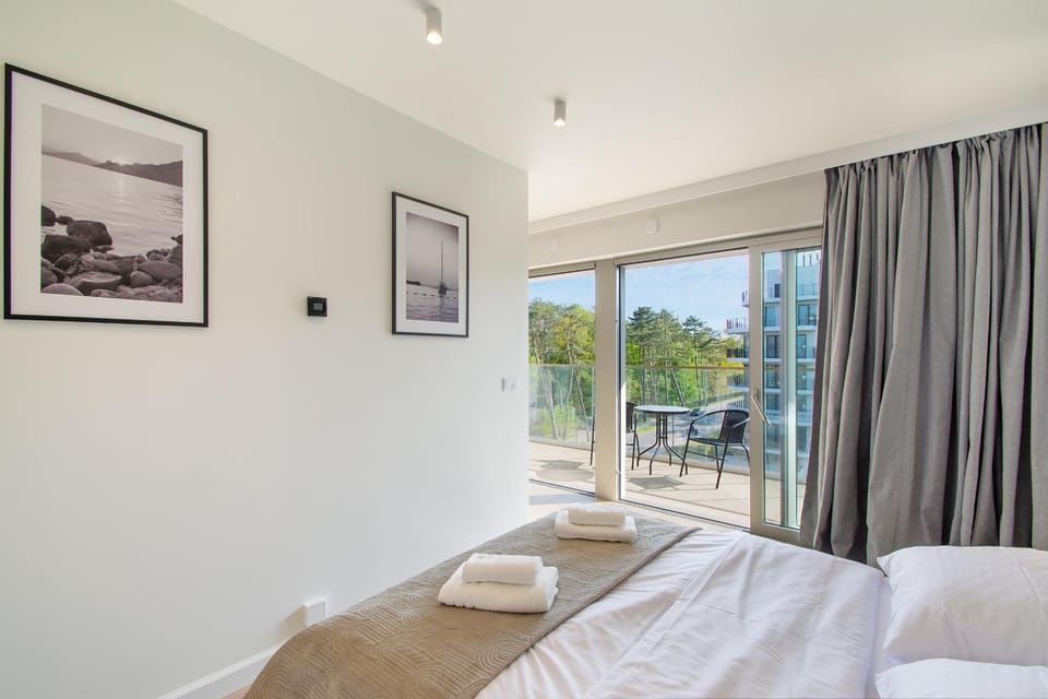Bed, View (from property/room), Balcony/Terrace, Photo of the whole room, Bedroom, towels