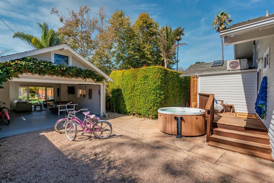 Sand Dollar Retreat by Paradise Retreats Villa in Montecito
