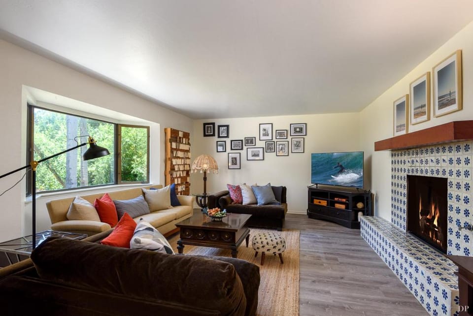 Sea Change by Paradise Retreats Villa in Santa Barbara