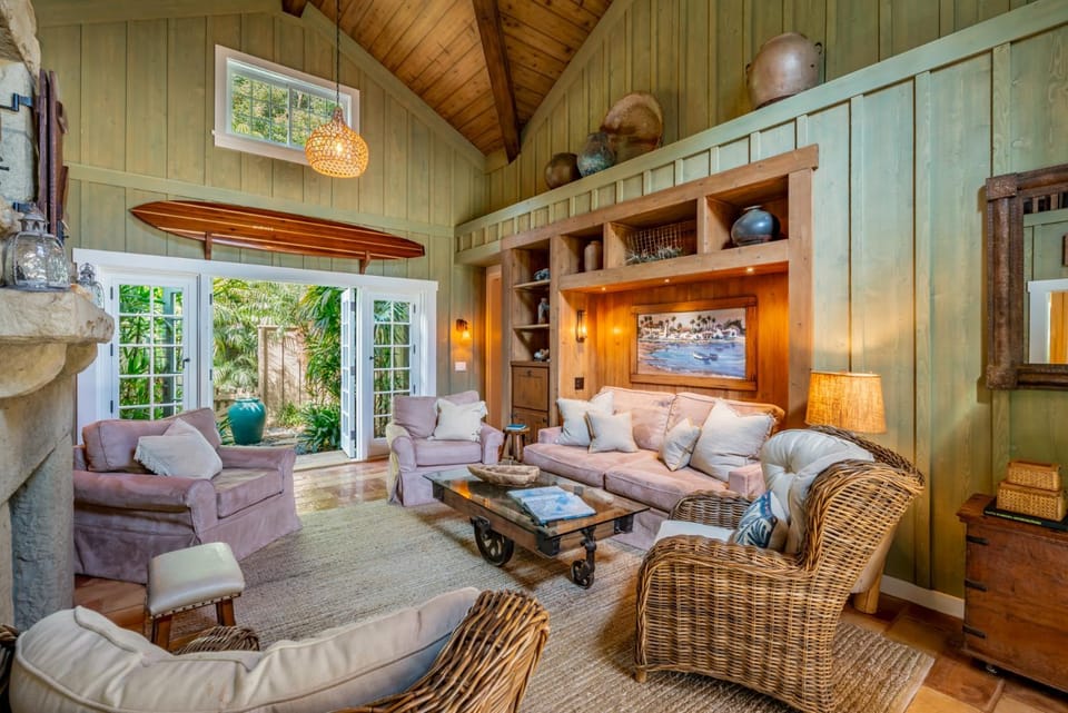 Sea Ranch by Paradise Retreats Villa in Montecito