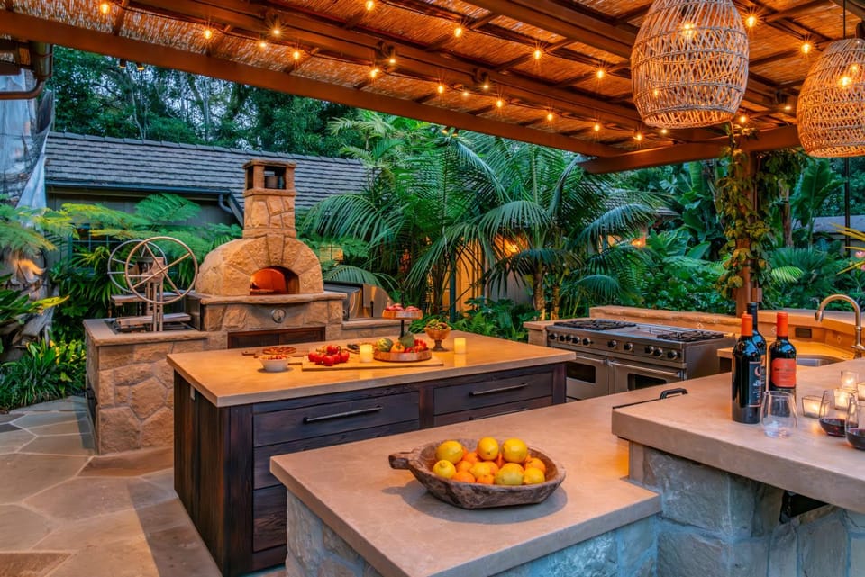 Sea Ranch by Paradise Retreats Villa in Montecito