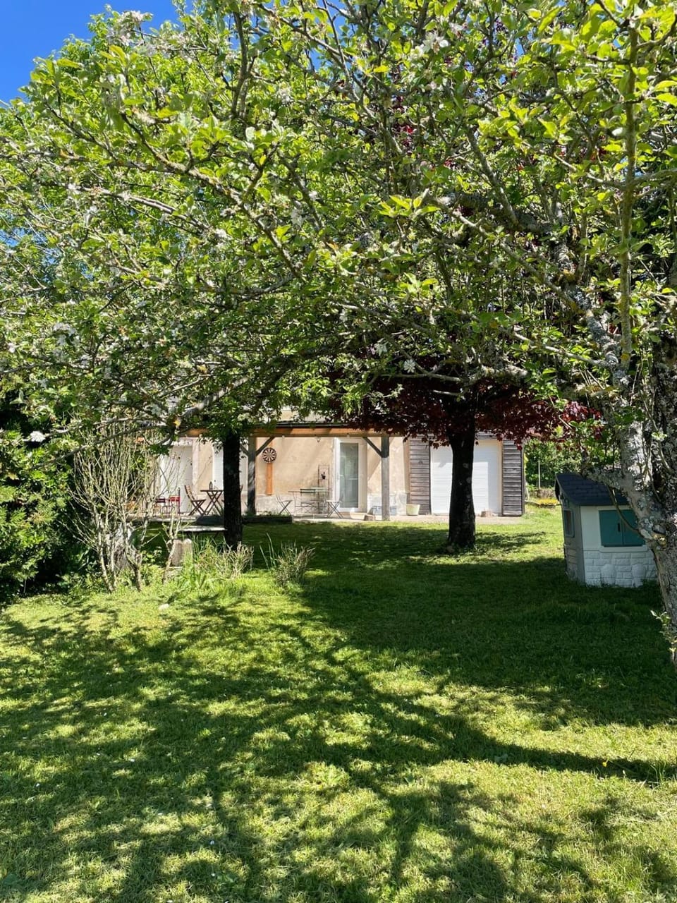 Charmante maison de campagne proche du lac de Paladru House in Auvergne-Rhône-Alpes