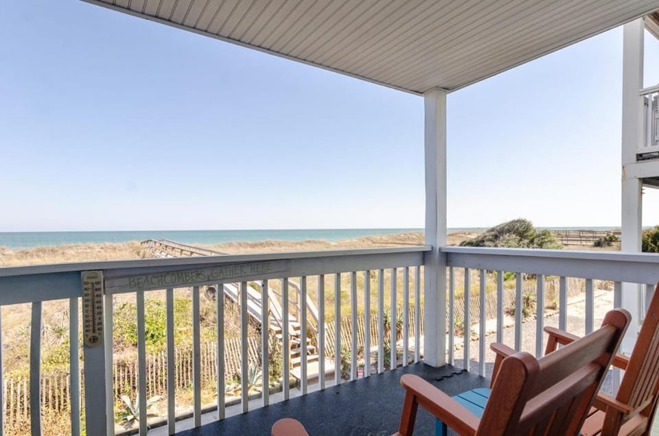 Beach Bound by Bryant Real Estate House in Carolina Beach