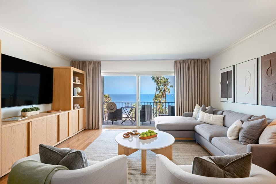 SeaCliff - Shoreline by Paradise Retreats Apartment in Santa Barbara