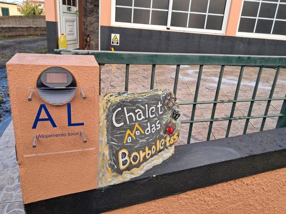 Day, Text overlay, Street view