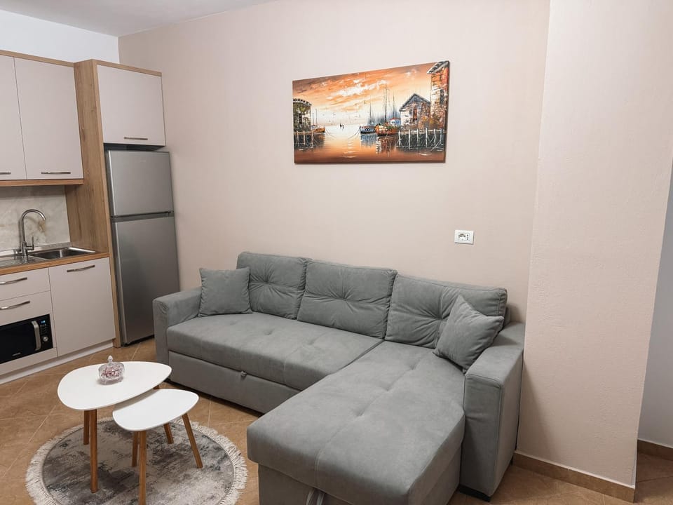 Kitchen or kitchenette, Living room, Seating area