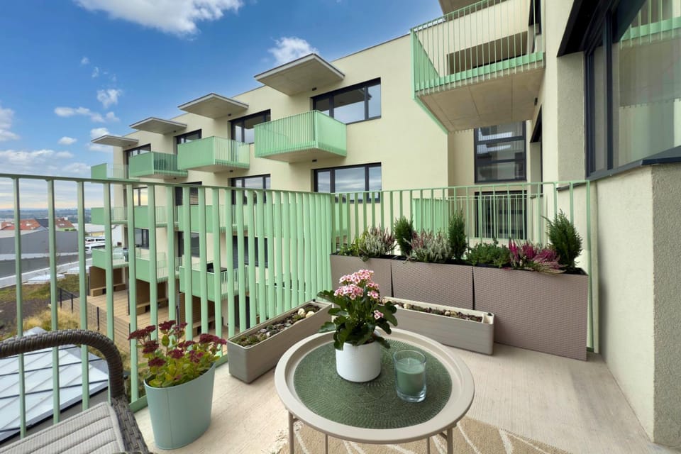 Patio, Balcony/Terrace