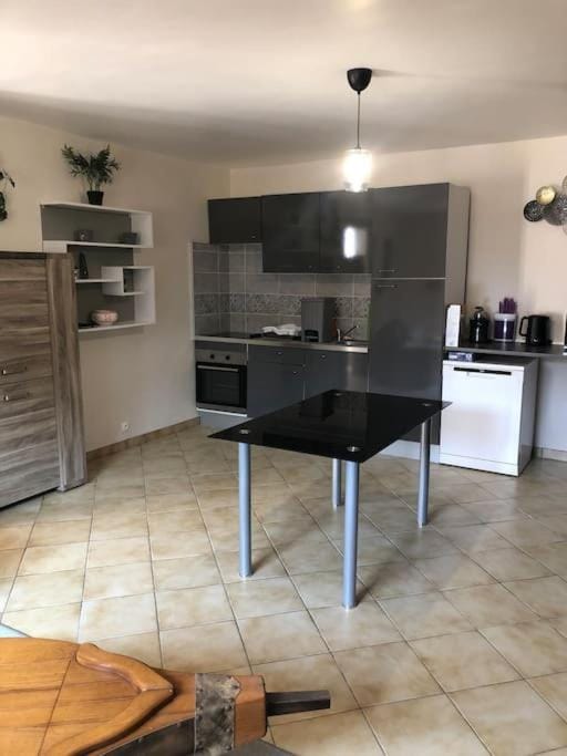 Maison chaleureuse pour petit week-end en amoureux House in Normandy