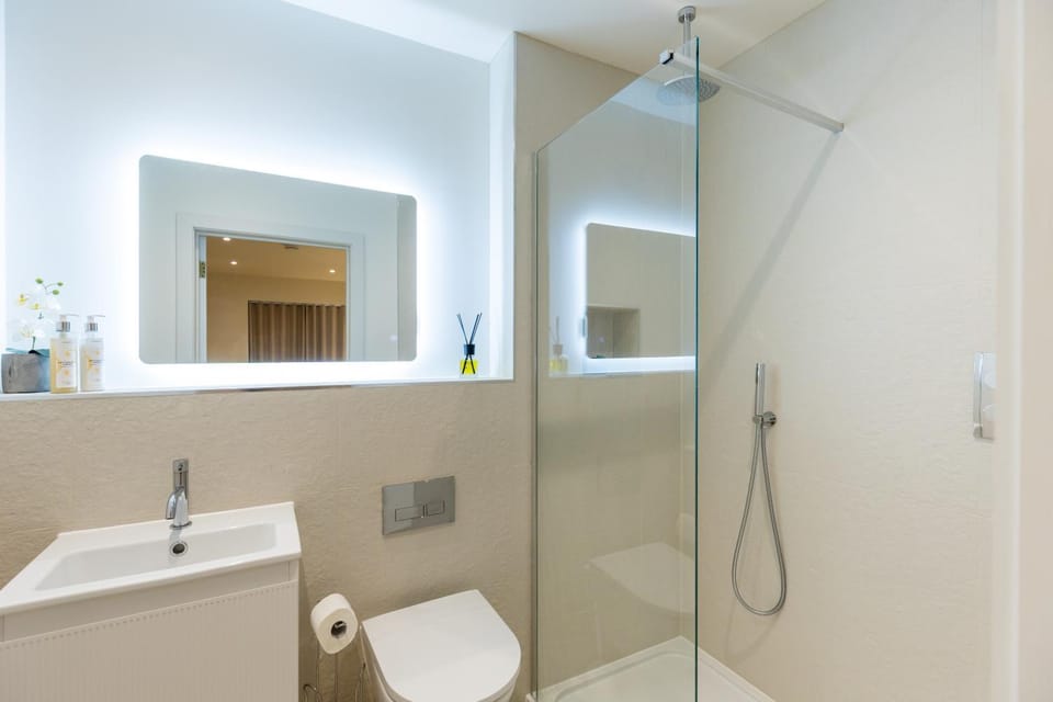 Mudeford Beach Guest Room Bed and Breakfast in Christchurch