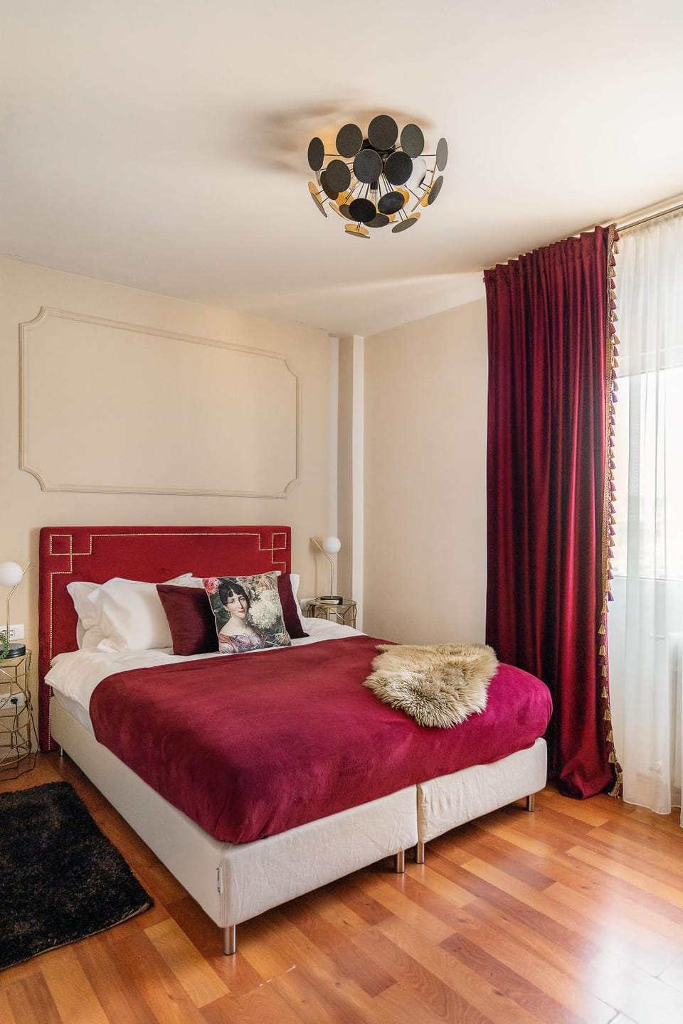 Bed, Photo of the whole room, Bedroom