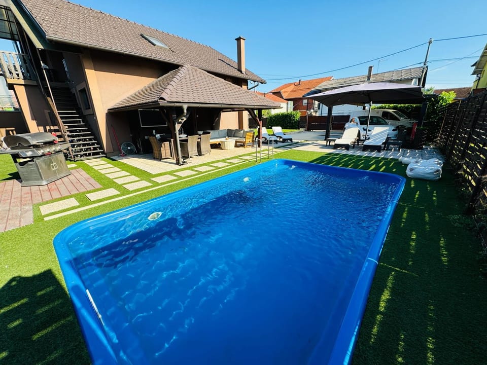 Day, Pool view, Swimming pool
