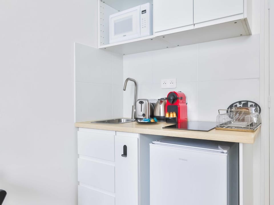 Kitchen or kitchenette, toaster