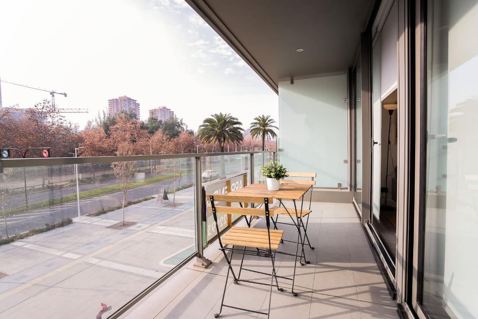 Charming 1BR Retreat Close To Parque Arauco Mall Apartment in Las Condes