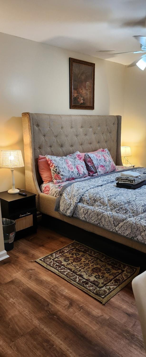 Beautiful Room king Vacation rental in East Orange