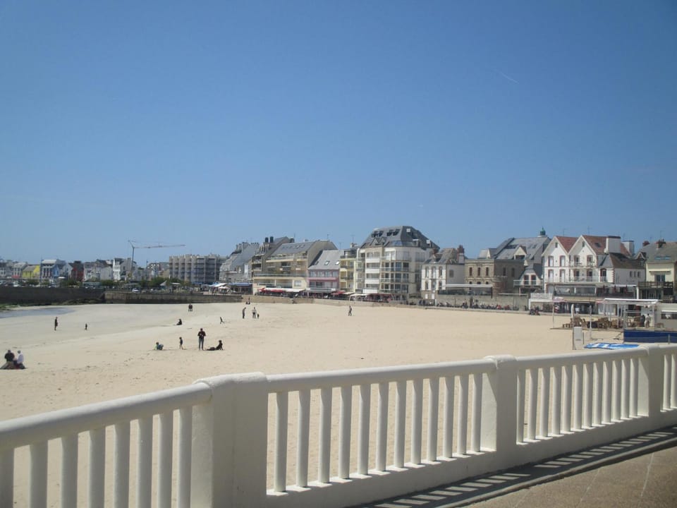 Grand studio lumineux ,centre ville, grande plage,Quiberon IZE1UU Apartment in Quiberon