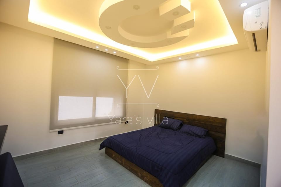 Photo of the whole room, Bedroom, Internal: Not applicable to any particular room