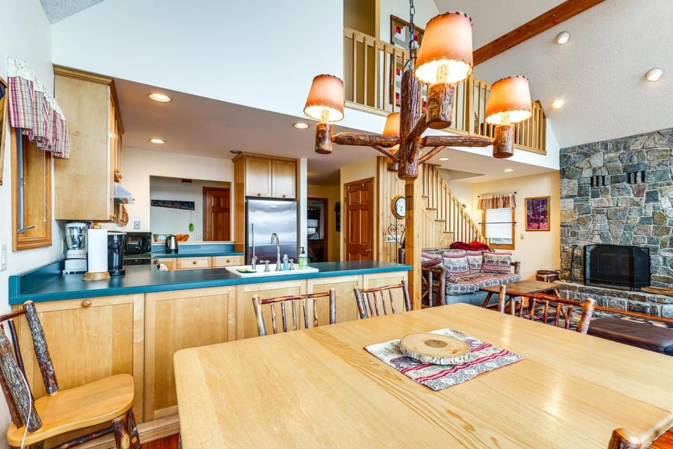 'Sweet Serenity' Schroon Lake Family Retreat! House in Schroon Lake
