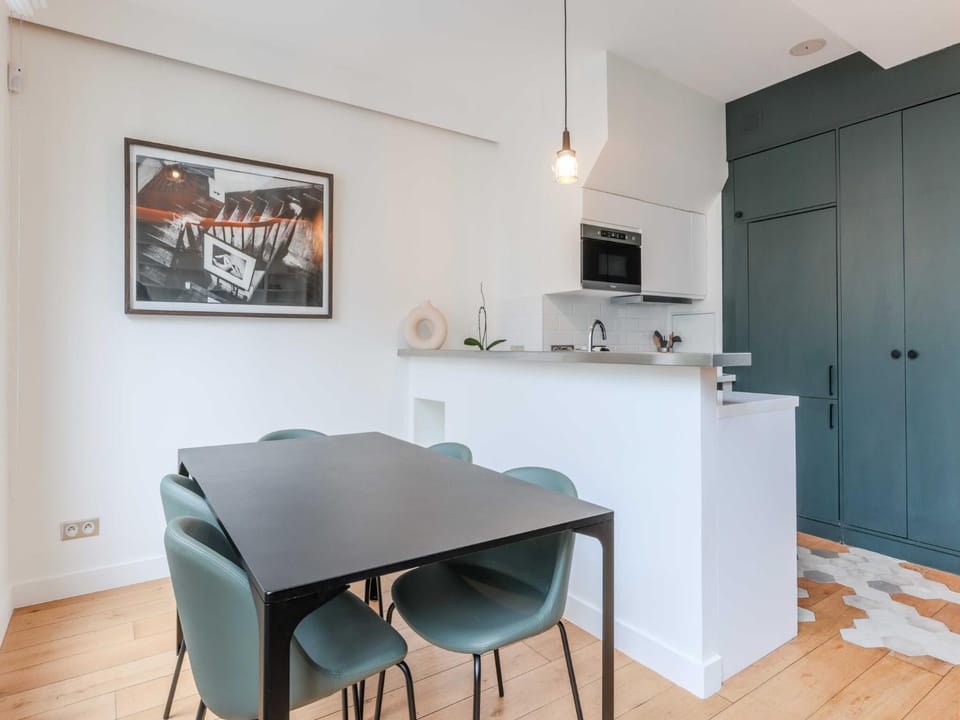 TV and multimedia, Dining area
