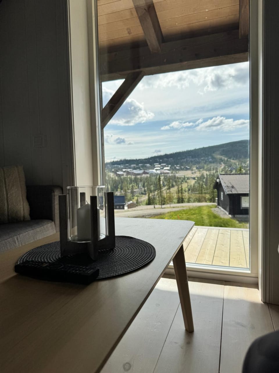 Day, Natural landscape, View (from property/room), Balcony/Terrace, Dining area, Mountain view