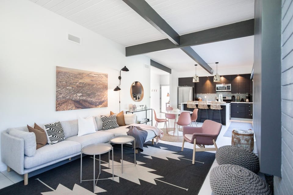 Luxe Outdoor Living: Palm Springs Retreat w/ View! House in Palm Springs
