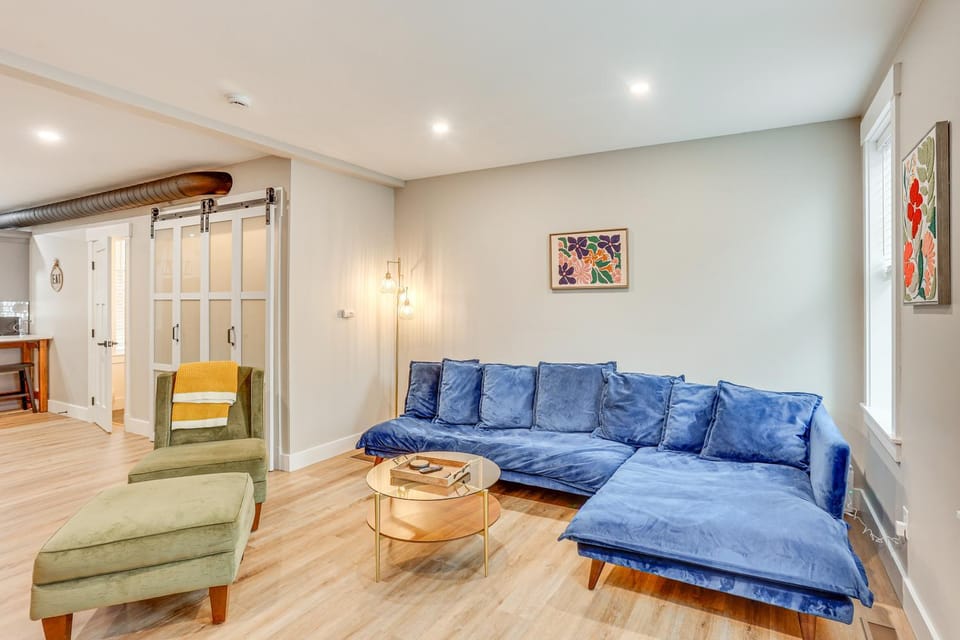 Family-Friendly Townhome w/ Patio in Columbia! House in Columbia