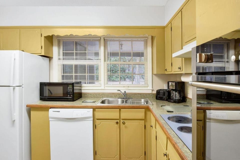 Carole Cottage House in Camden County