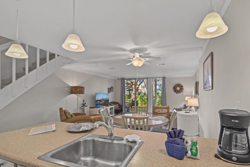 Villa 282 - Shipwatch Retreat House in Camden County