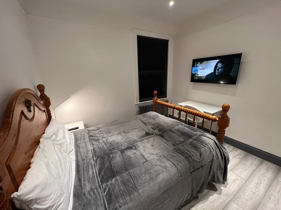 UrbanNess Stays - Rooms with Stylish Comfort in the Heart of Croydon Bed and Breakfast in Croydon
