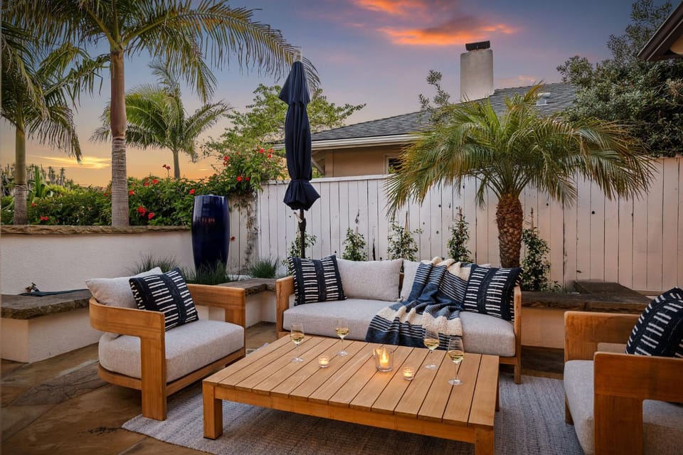 Shoreline Splendor by Paradise Retreats Villa in Santa Barbara