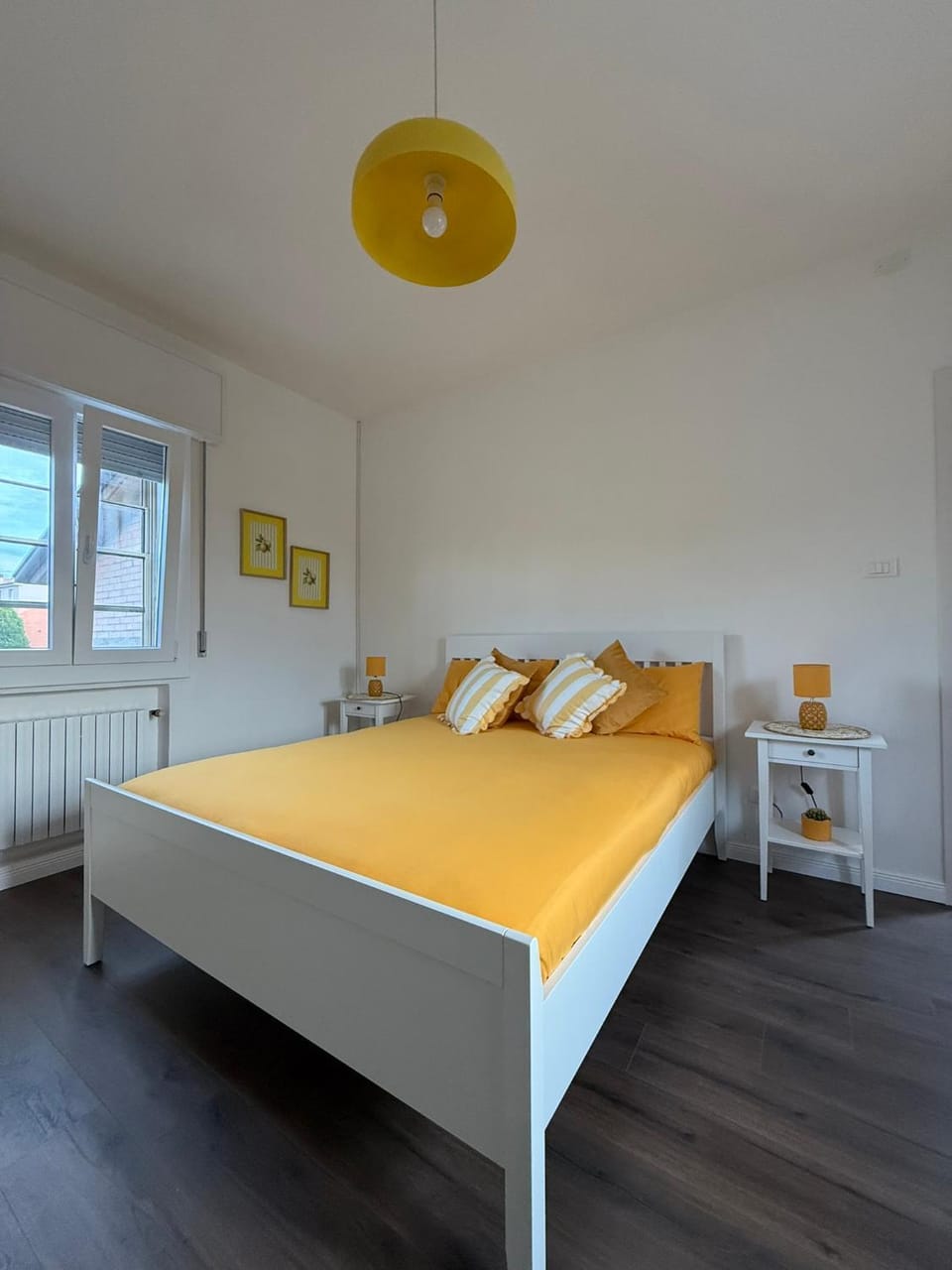 Bed, Photo of the whole room, Bedroom, furniture, wardrobe