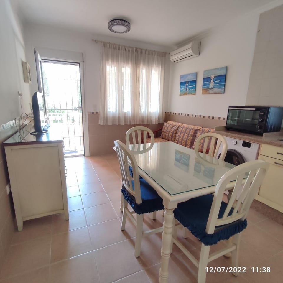 Living room, Dining area, air conditioner