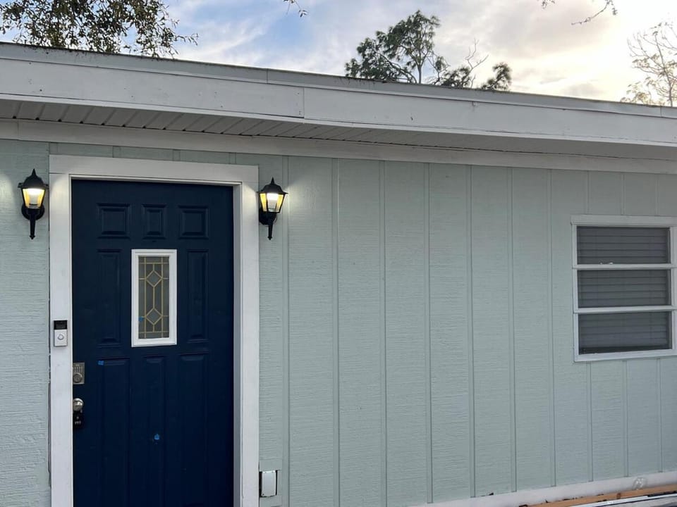 Englewood Beach Bungalow House in Englewood