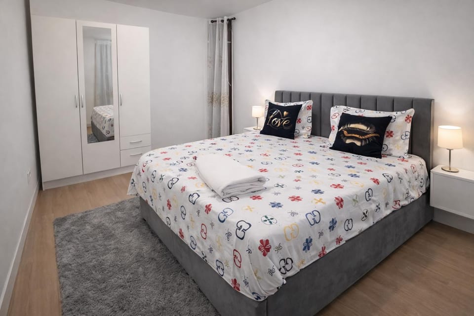 Le Repos Urbain-Grand T3 Cosy à 10 min de Paris & CDG Apartment in Saint-Denis, France