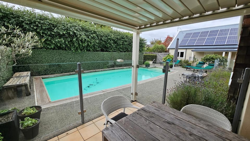 Westwood Country House Complete Guest Wing House in Wellington Region
