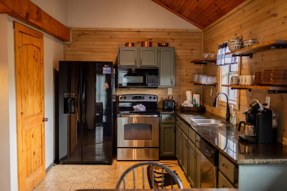 Private cabin in the Smokies! Cabin in Sevierville