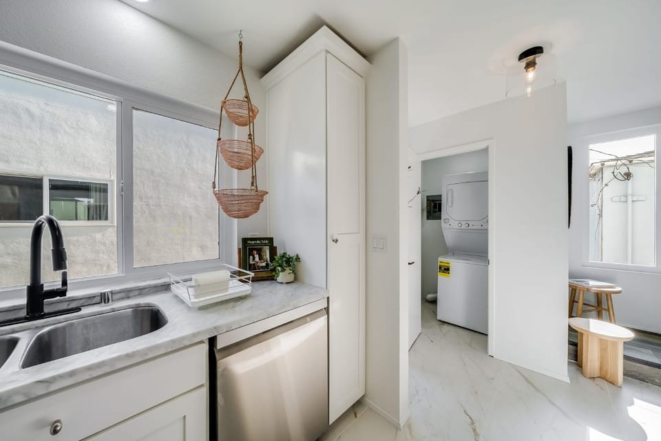 Boho Beach Bungalow Walk to the Beach Apartment in Mission Bay