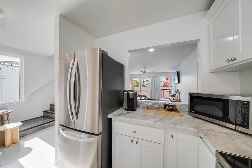 Boho Beach Bungalow Walk to the Beach Apartment in Mission Bay