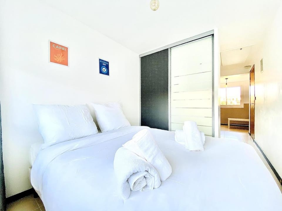 À 1 voie piétonne de la plage, du centre et du port pour 1 à 4 personnes Apartment in La Ciotat