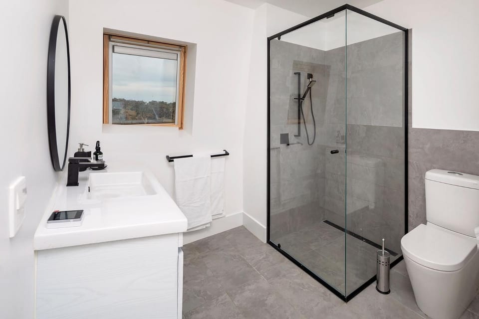 Avonside Alpine Estate 1 - Jindabyne Farm Stay in Berridale