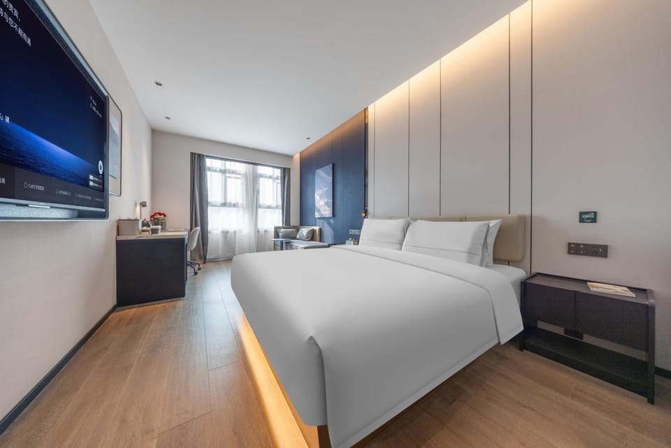 Atour Hotel Nanjing Drum Tower Square East Beijing Road Hotel in Nanjing