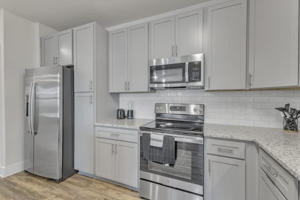 Luxurious King 3BR Suite Mins to Downtown Durham! Apartment in Durham