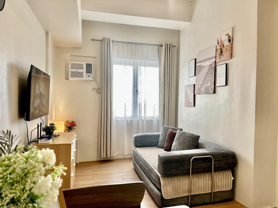 8F Cozy 1-Bedroom Unit The Loop Towers Apartment in Cagayan de Oro