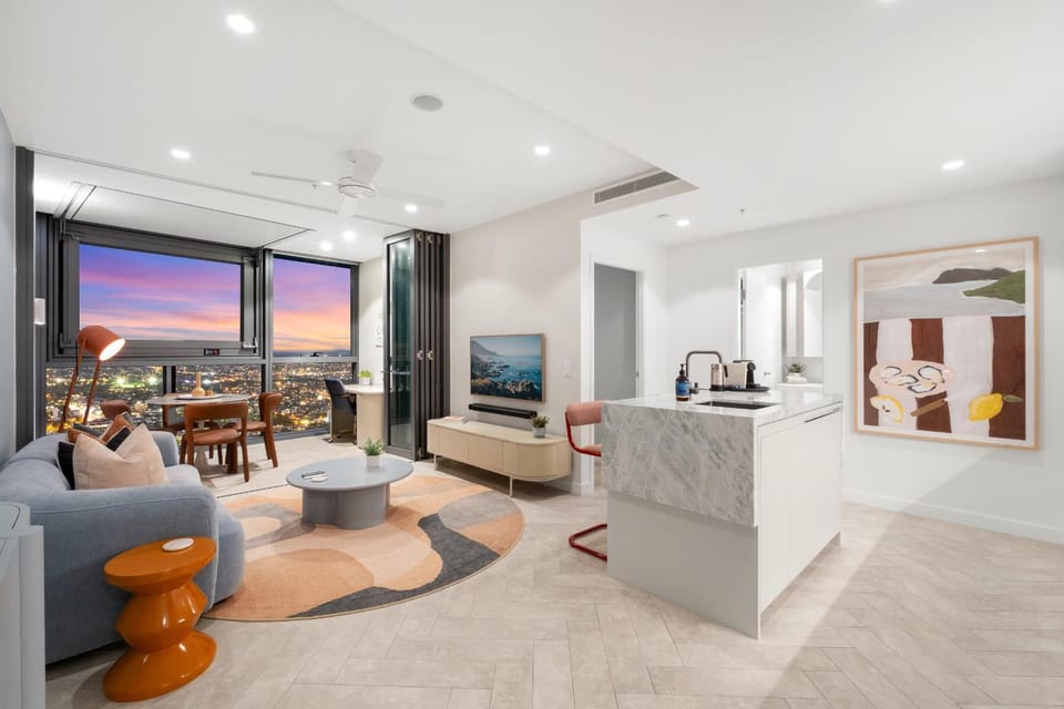 Diamonds are Forever 1Bed-1Bath-Parking-VIEWS Apartment in Brisbane City